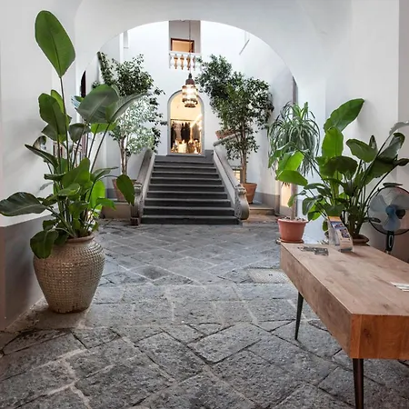 Amore Rentals - Appartamento Caruso-3