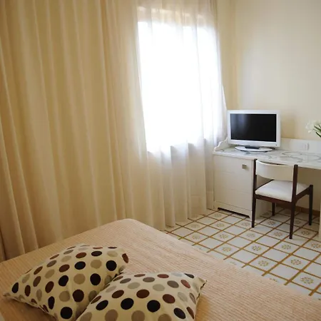 Via Capo Rooms-2