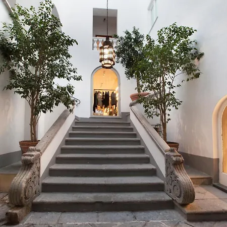 Amore Rentals - Casa La Maisonette-2