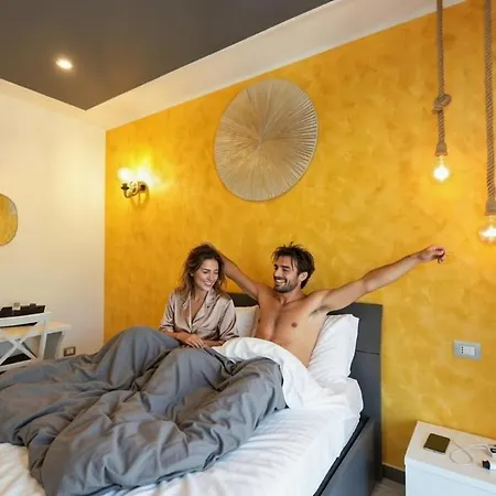 Luxe Sur Mer B&B Sorrento-3
