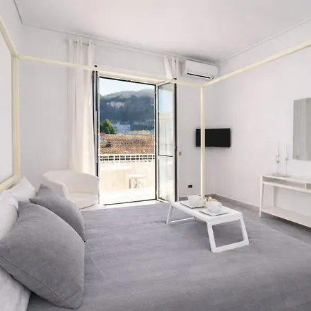 Appartamento Corso Italia 38 C-2