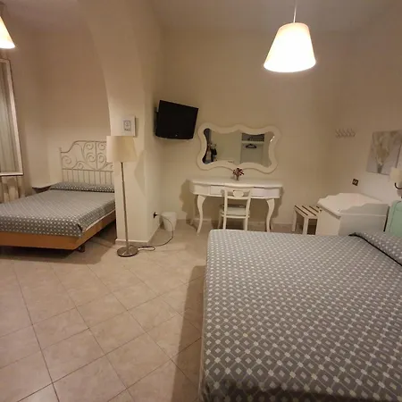 Hotel Dania-2