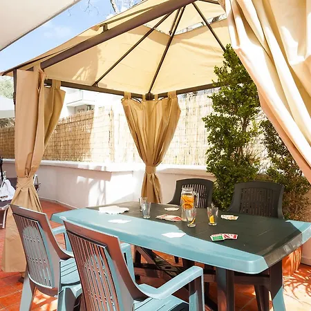Sorrento Central Flats-3