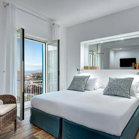 Caruso 5 By Villasandco Rentalsorrento-2