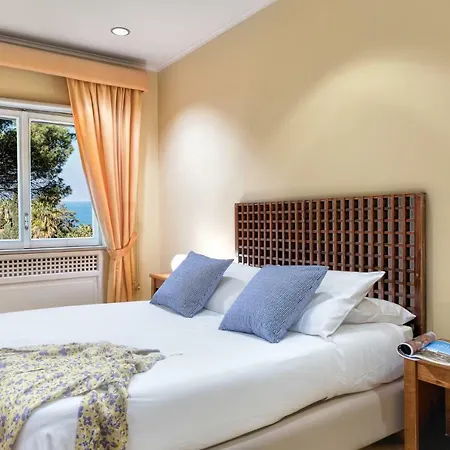 Gocce Villas - El Royale Suites Sorrento-2