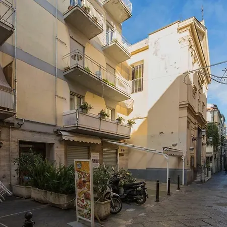 Carla Suite Sorrento-3