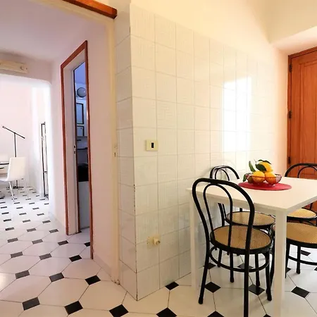 Estate4Home - Sorrento Hearts-2