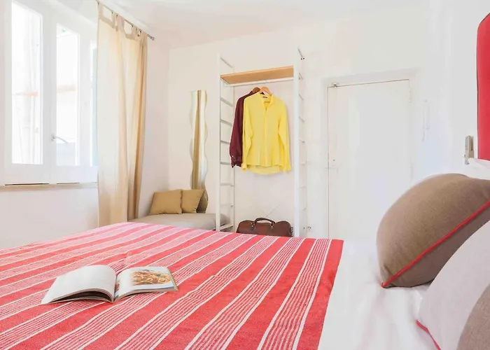 SorrentoVibes - Central Sorrento Apartment by PiazzaTasso&OldTown