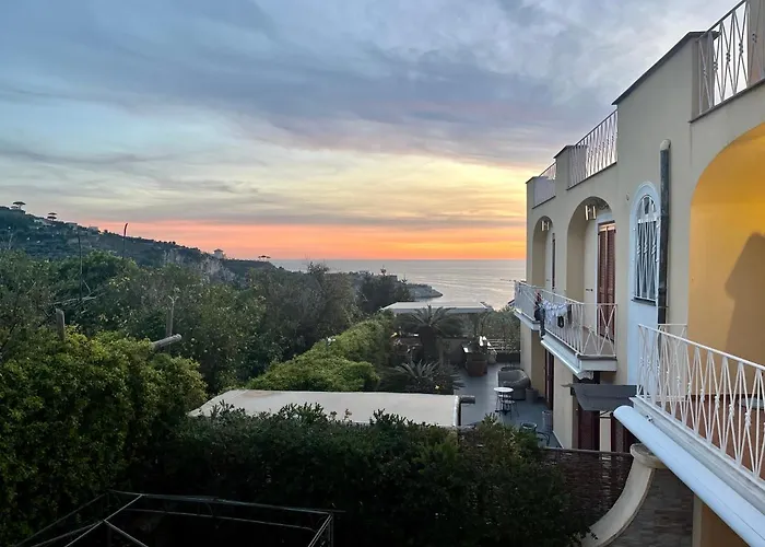 Faraglioni Di Sorrento Rooms