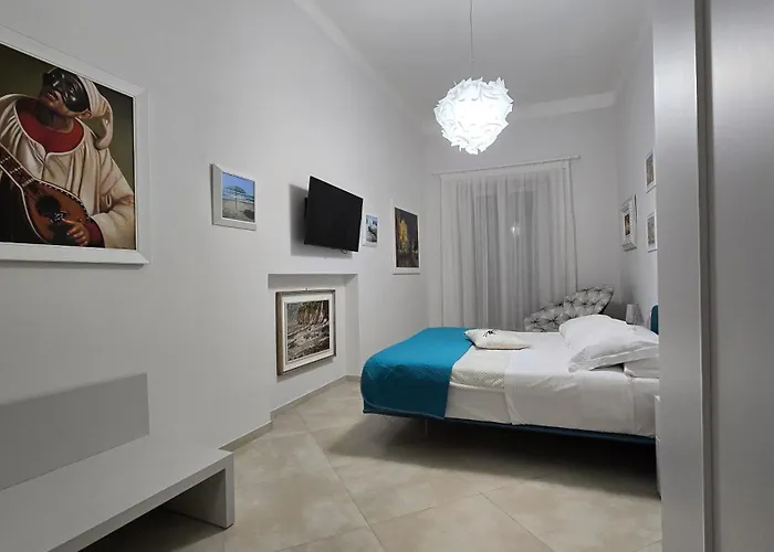 Sorrento My Way Art Suite