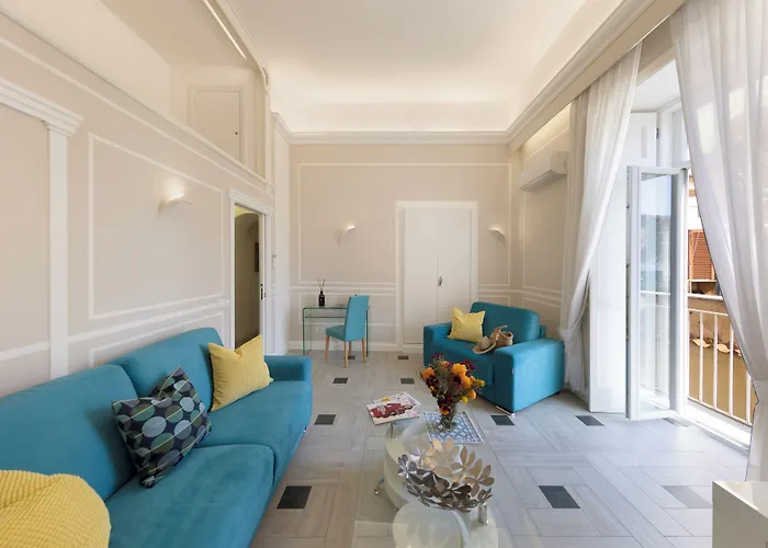 YourHome - Royal Blue Suite Sorrente